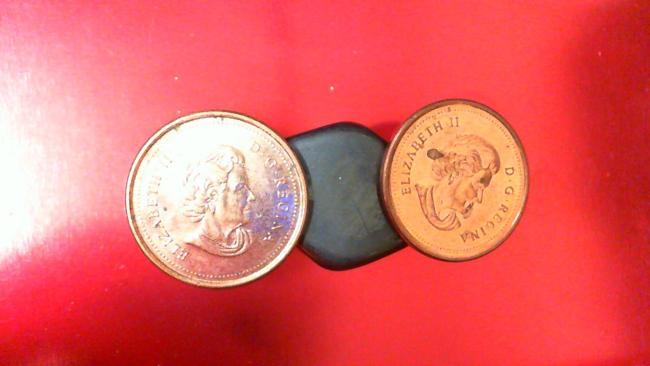 2006 Canada pennies: magnetic, with no logo and no P - ultra rare